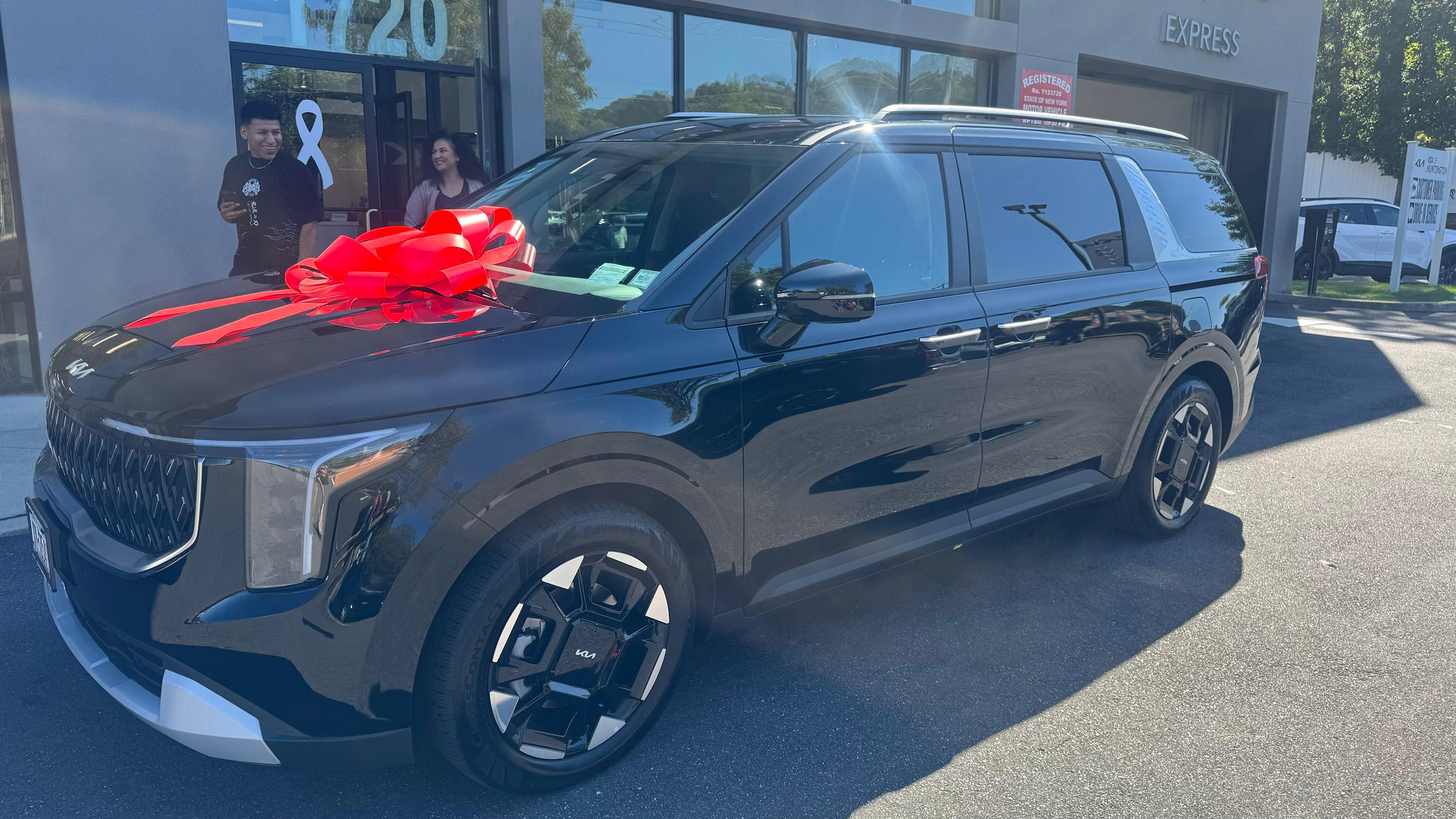 Kia Carnival 2026 in Dix Hills, NY