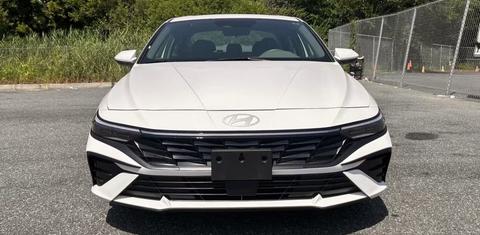 Hyundai Elantra 2025