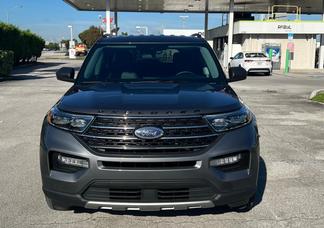 Ford Explorer car