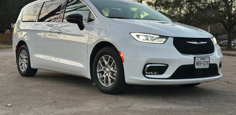 Chrysler Pacifica 2024