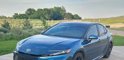 Toyota Camry Hybrid 2025