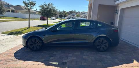 Tesla Model 3 2025