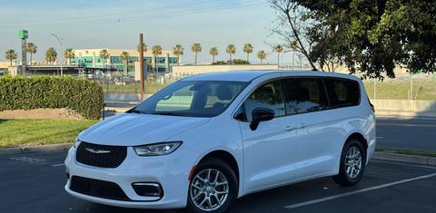 Chrysler Pacifica 2026