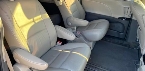 Toyota Sienna 2015