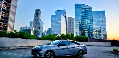 Hyundai Elantra 2025