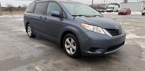 Toyota Sienna 2013