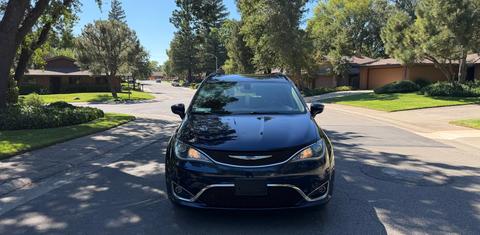 Chrysler Pacifica 2017