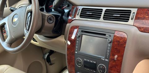 Chevrolet Suburban 2013