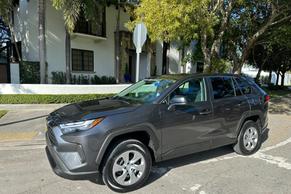 Toyota RAV4 2023 in Miami