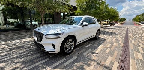 Genesis GV70 2025