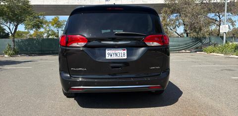 Chrysler Pacifica 2017