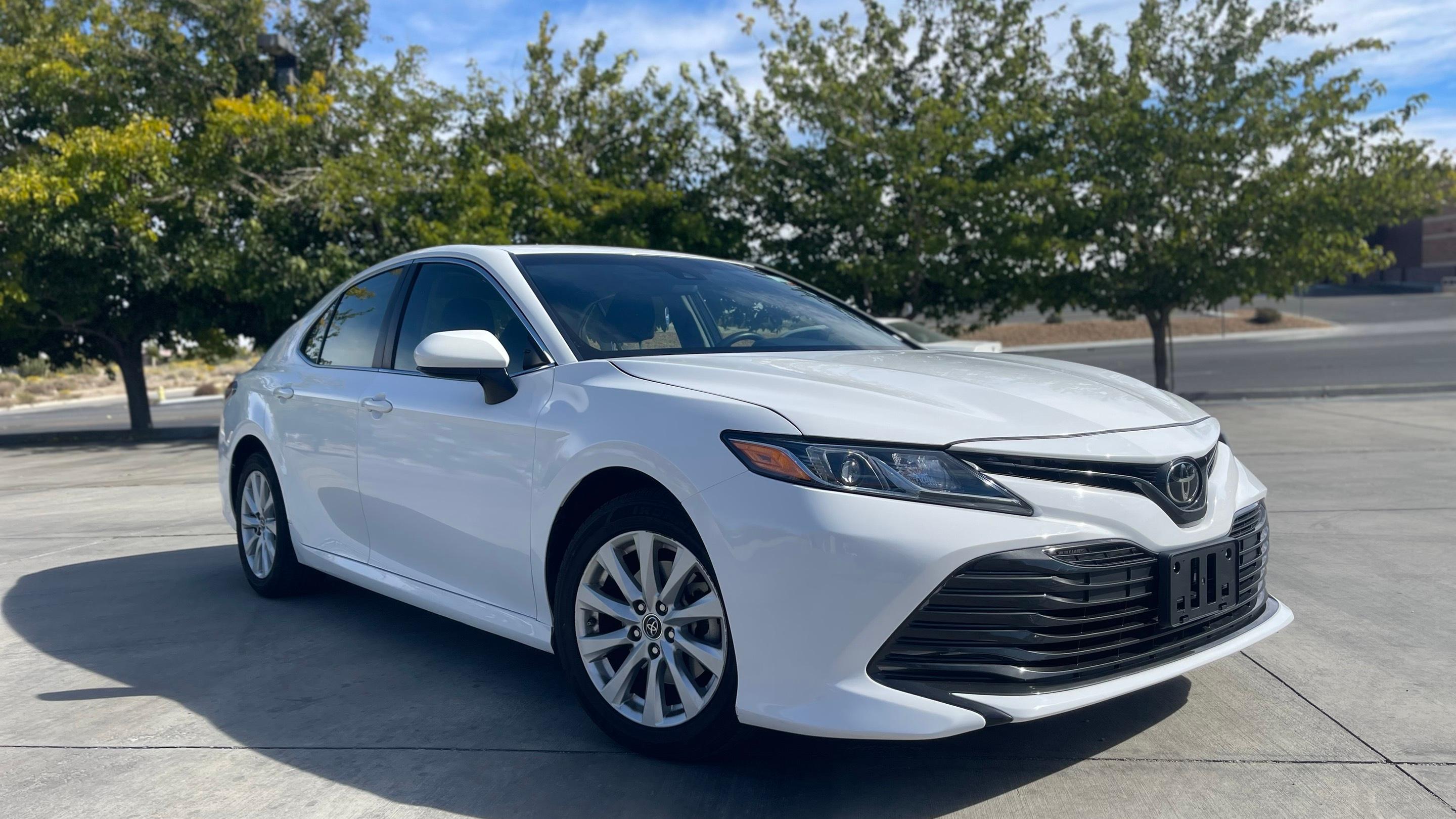 Toyota Camry 2018 in Hesperia, CA