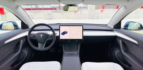 Tesla Model 3 2023