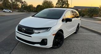 Honda Odyssey 2025 — Car rental alternative in Nashville, TN