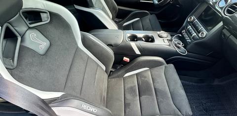 Ford Mustang 2021