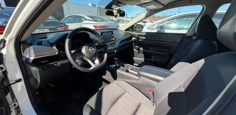 Nissan Altima 2025