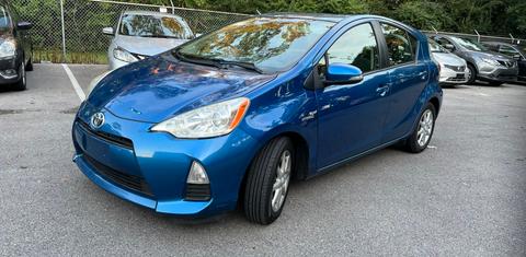 Toyota Prius c 2013
