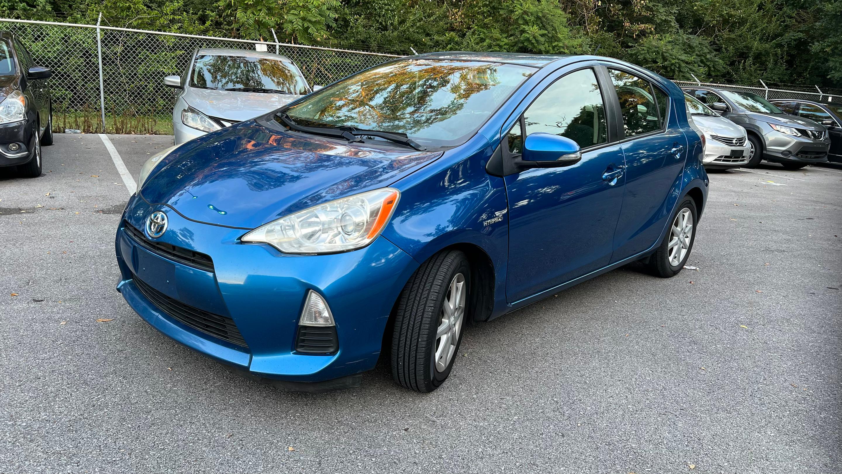 Toyota Prius c 2013 in 