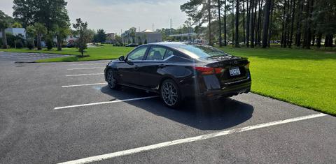 Nissan Altima 2023