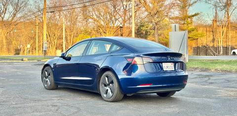 Tesla Model 3 2023