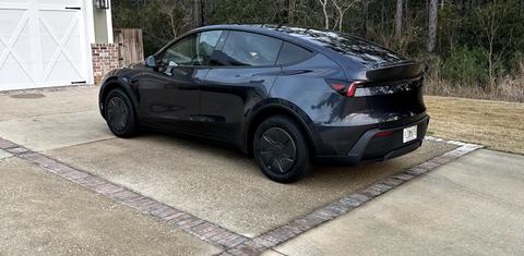 Tesla Model Y 2026