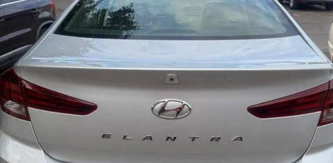 Hyundai Elantra 2019