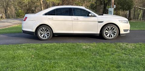 Ford Taurus 2013