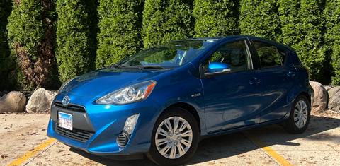 Toyota Prius c 2015