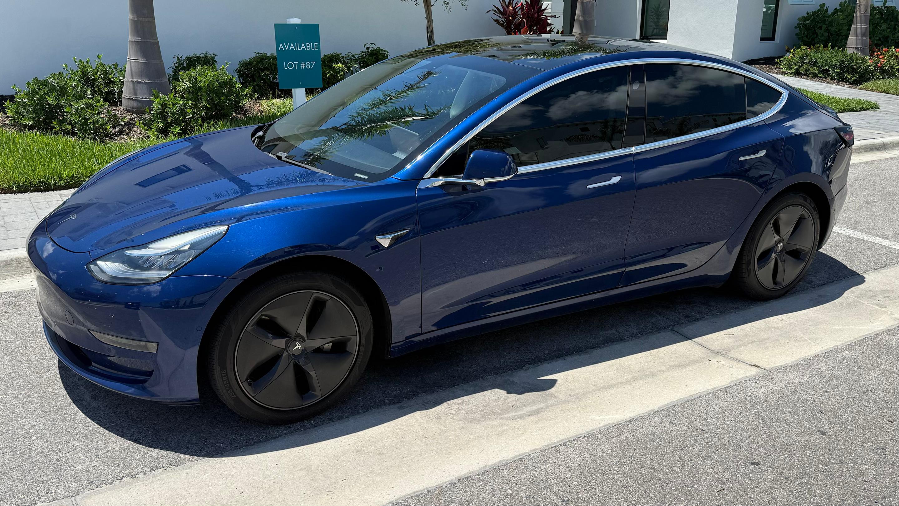 Tesla Model 3 2020 in 