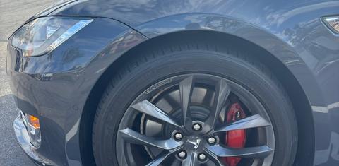 Tesla Model S 2015