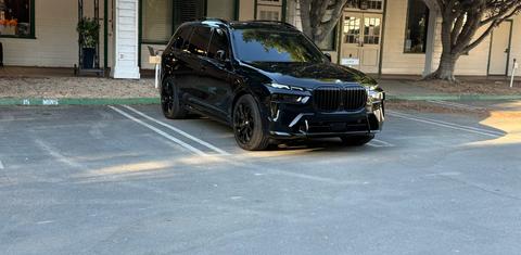 BMW X7 2025