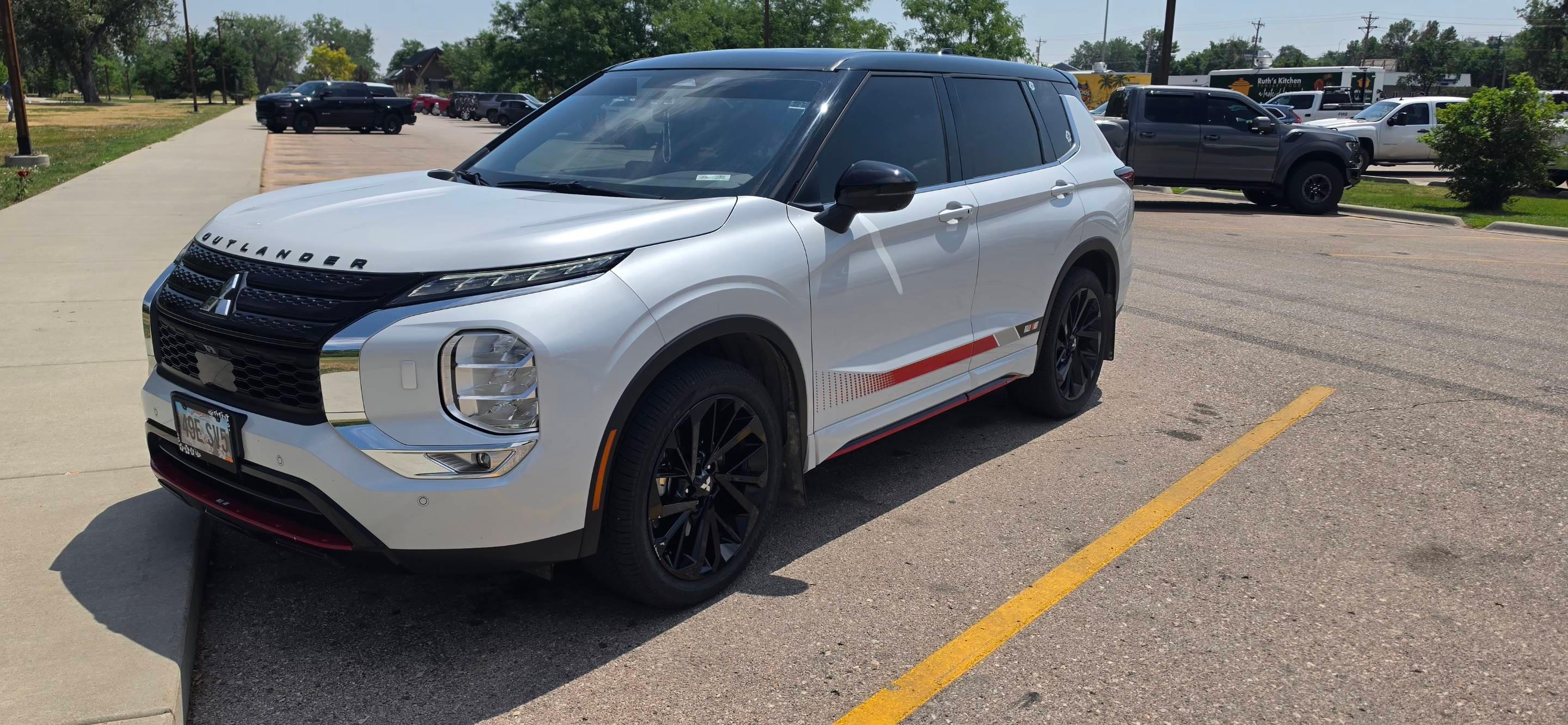 Mitsubishi Outlander 2024 in Rapid City, SD