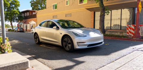 Tesla Model 3 2018