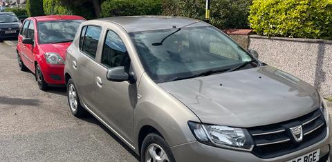 Dacia Sandero 2015