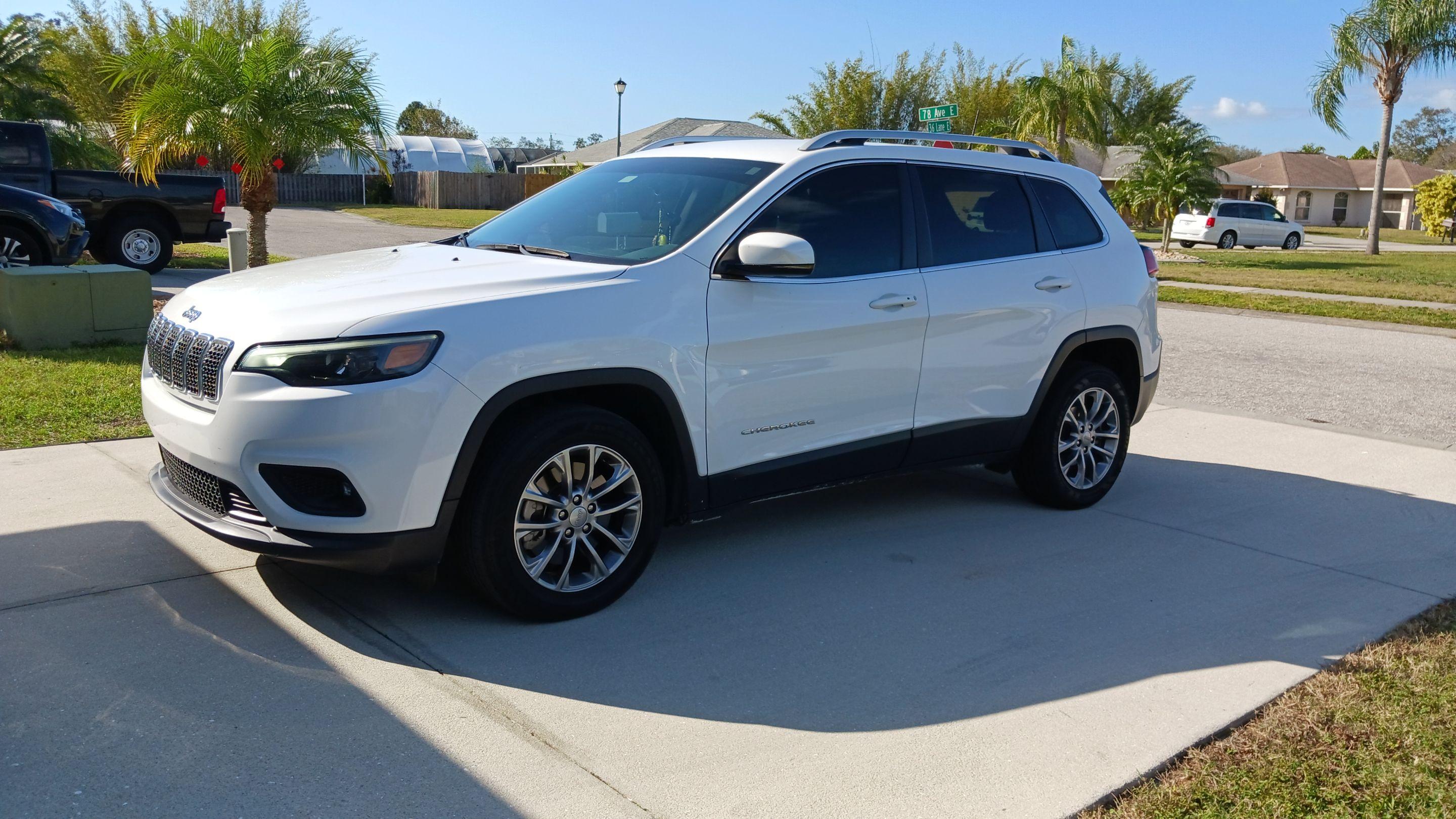 Jeep Cherokee 2019 in Sarasota, FL