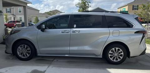 Toyota Sienna 2025