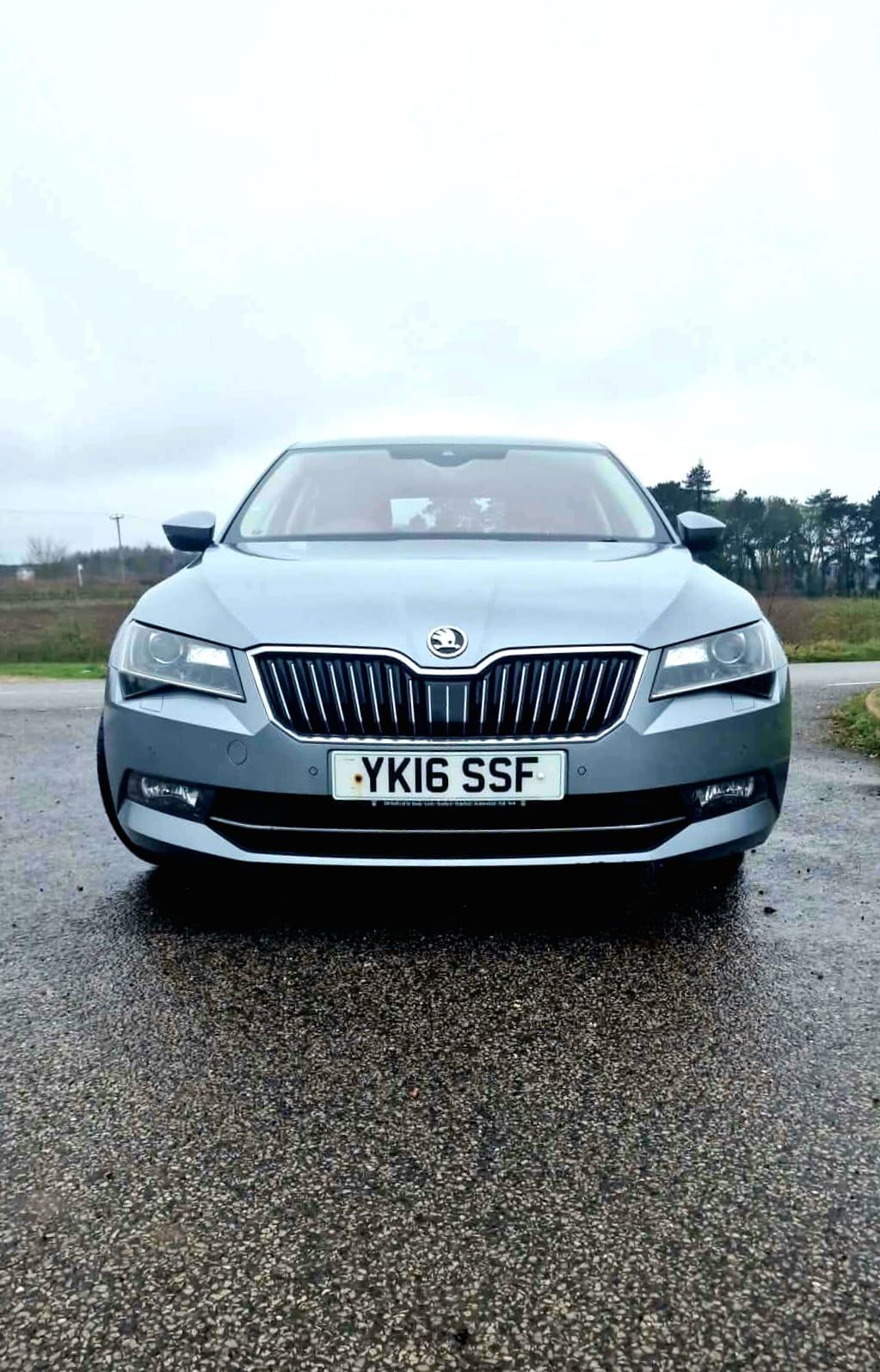 Skoda Superb 2016 in New Ollerton
