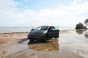 Tesla Model Y 2026 in Miami
