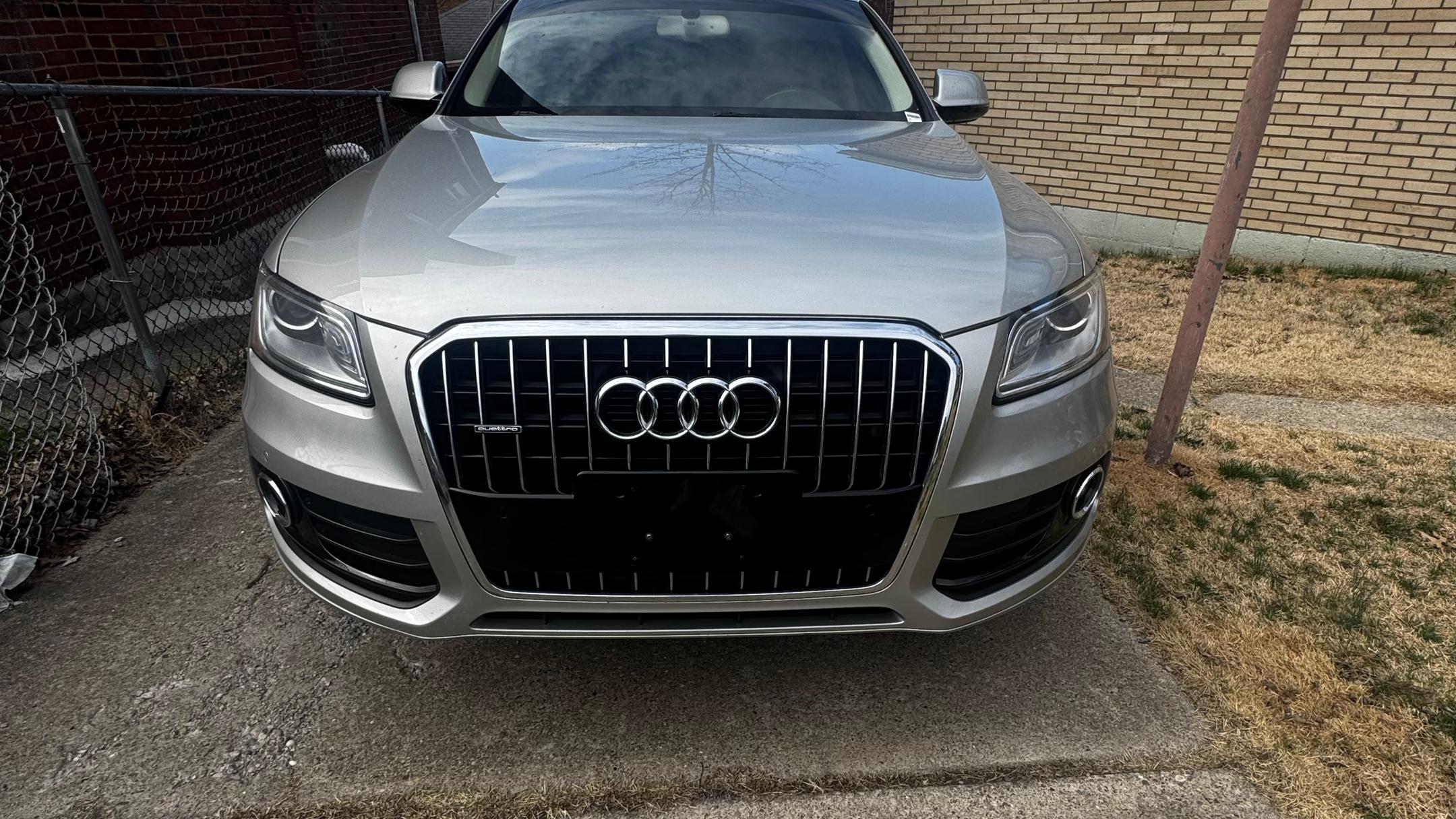 Audi Q5 2016 in Pittsburgh, PA
