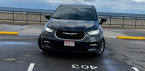 Chrysler Pacifica 2023