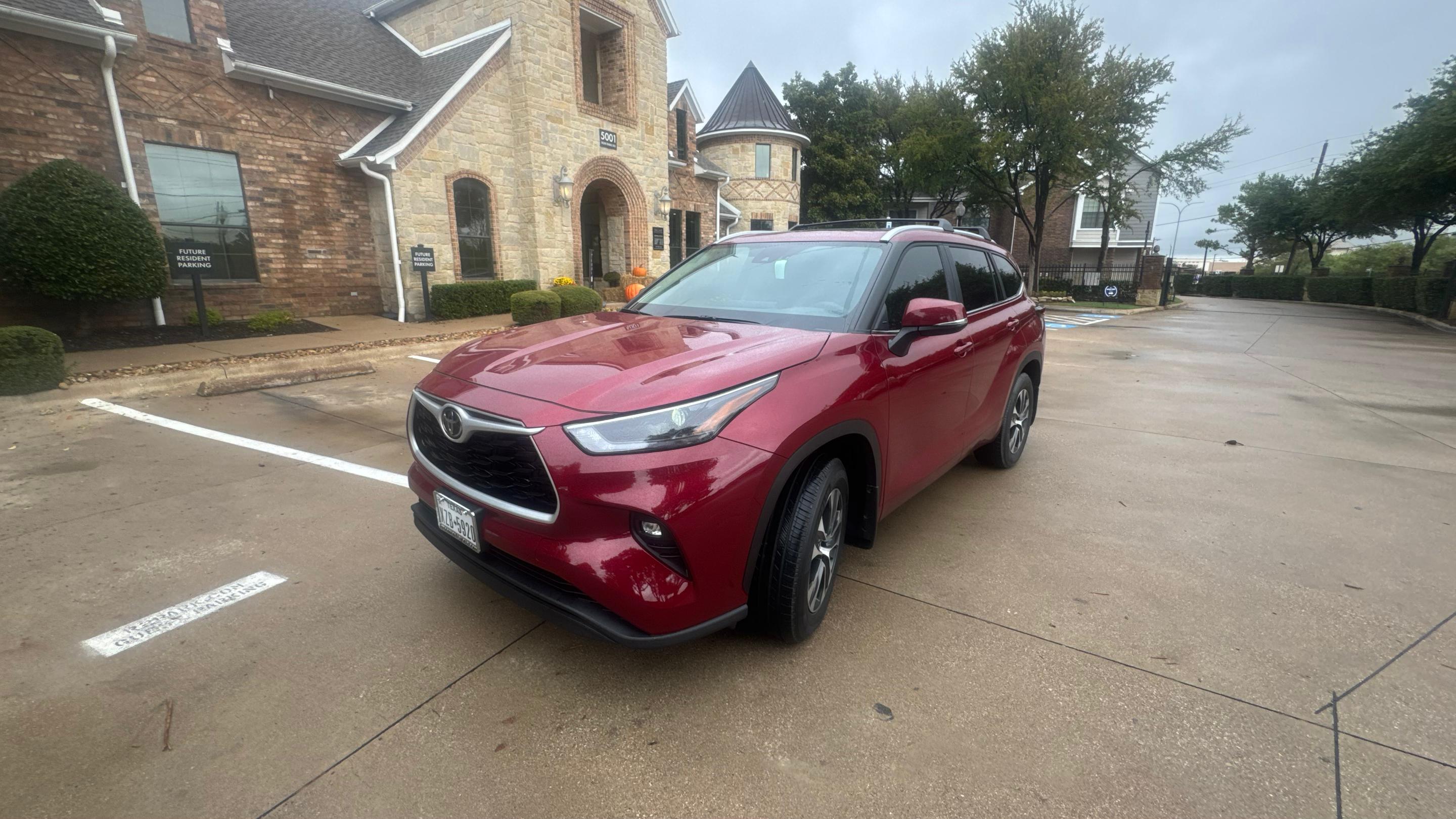 Toyota Highlander 2026 in Irving, TX