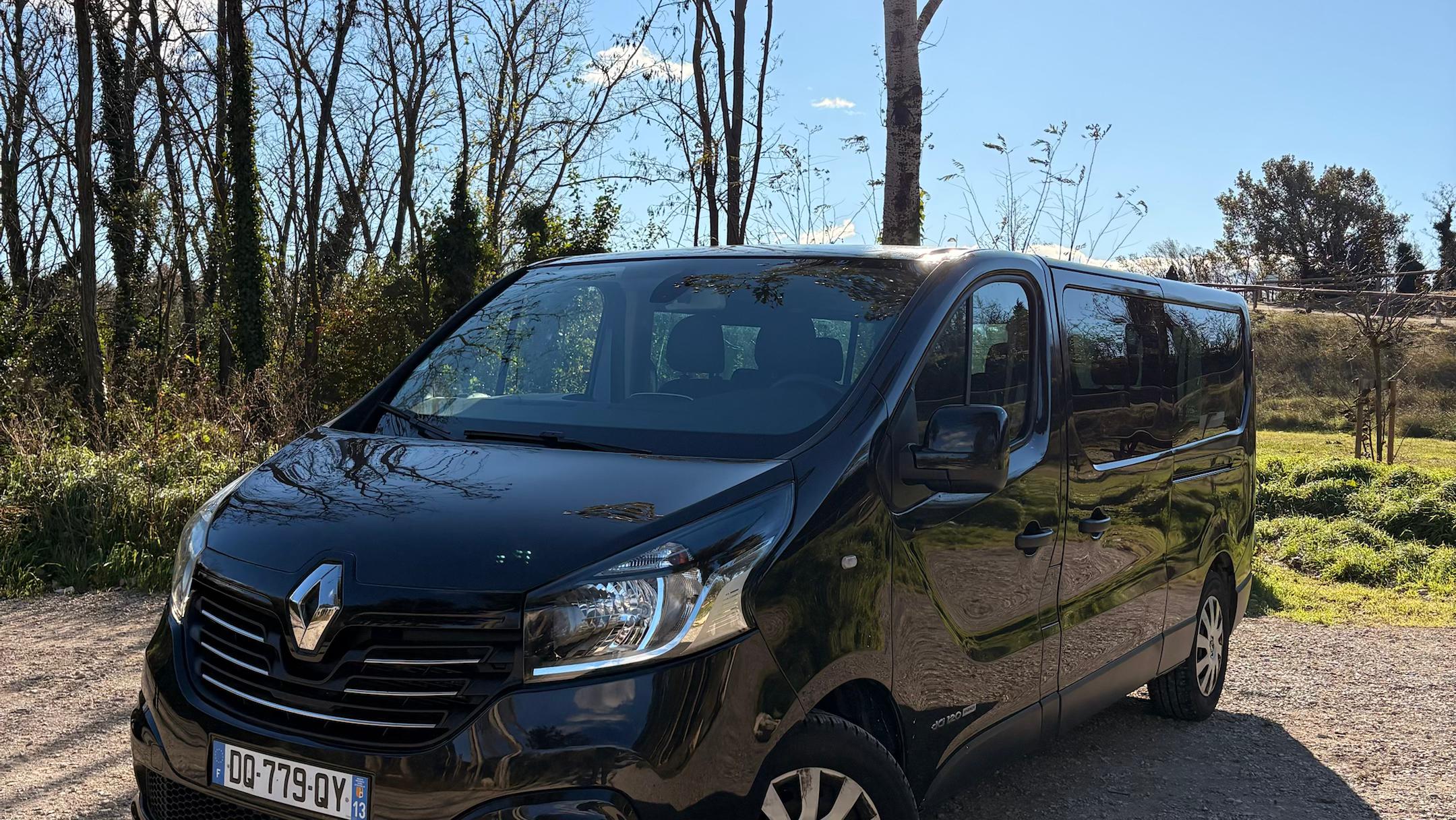 Renault TRAFIC III 2015 à Carpentras