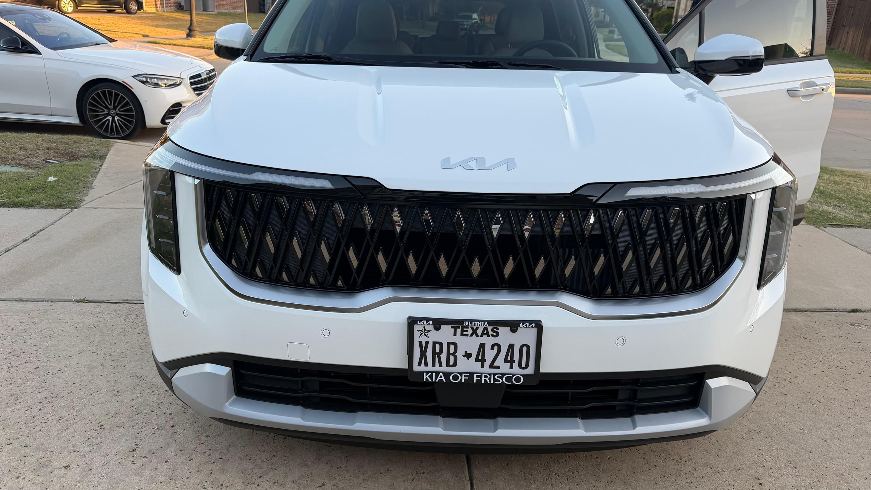 Kia Carnival Hybrid 2026 in Frisco, TX