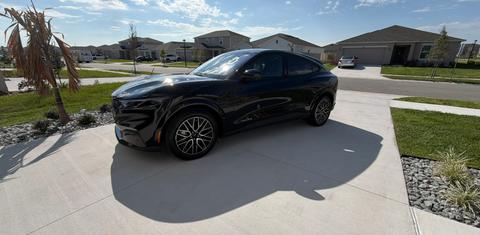 Ford Mustang Mach-E 2025