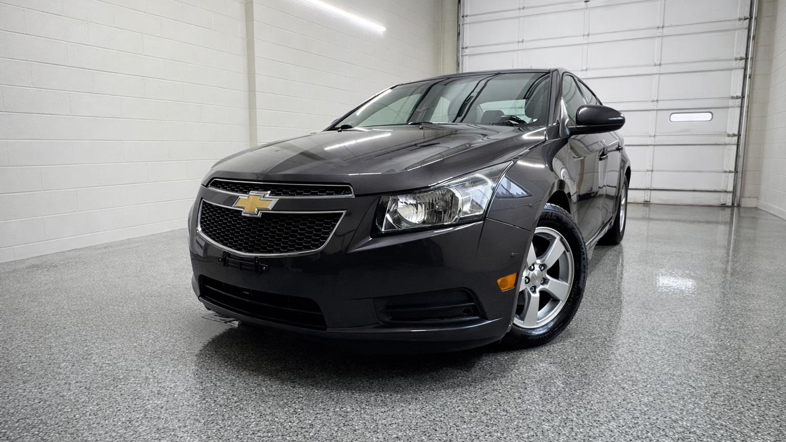 Chevrolet Cruze 2014 in Oswego, IL