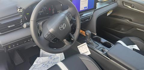 Toyota Camry Hybrid 2025