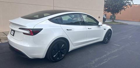 Tesla Model 3 2025