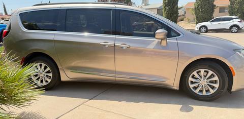Chrysler Pacifica 2017