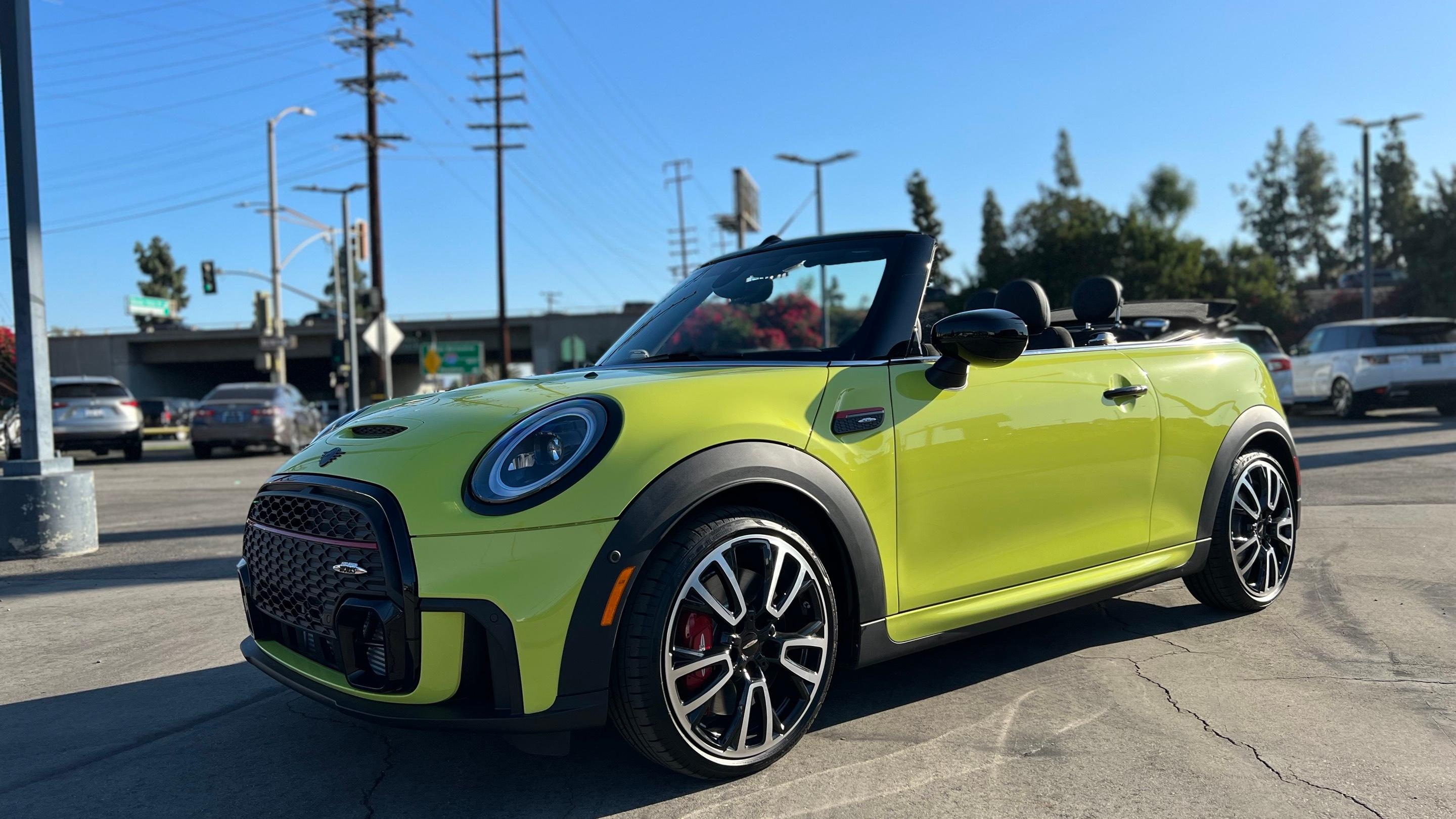 MINI Convertible 2023 in Honolulu, HI