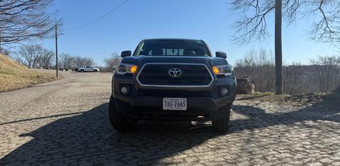 Toyota Tacoma 2016